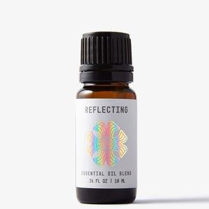 Supernatural Reflecting 
Essential Oil Blend